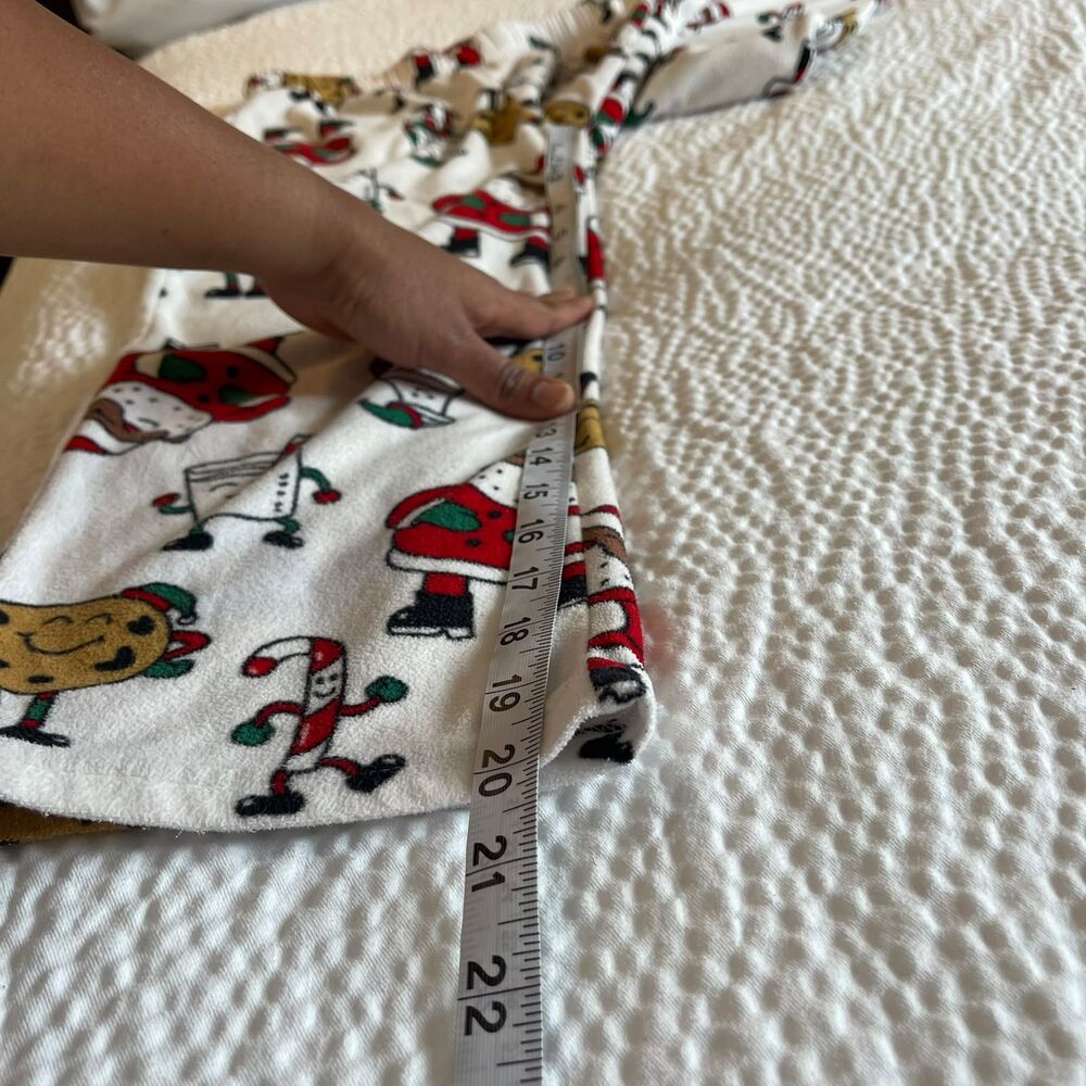 Carter's Girls Size 7 Christmas Pajama Set On Santa's Nice List Red Holiday PJs - Picture 11 of 16